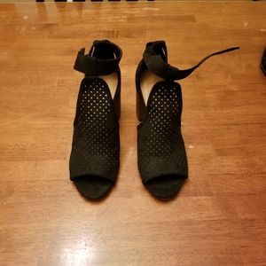 Dress shoes size 10